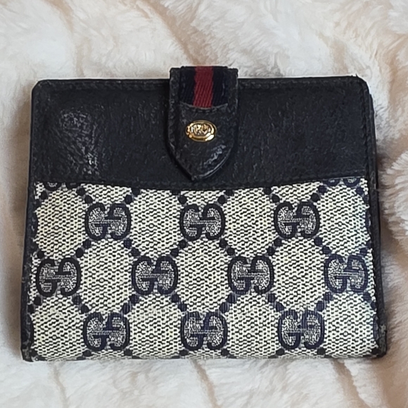 Gucci Handbags - Gucci Blue Vintage Wallet
